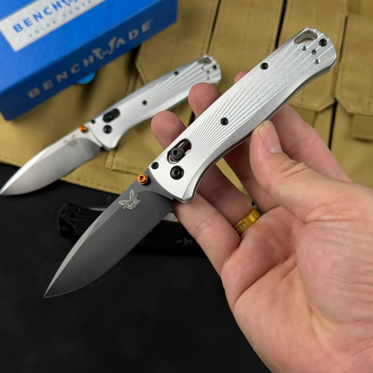 Benchmade Bugout 535 – Radial Pattern Aluminum Handle Folding Knife
