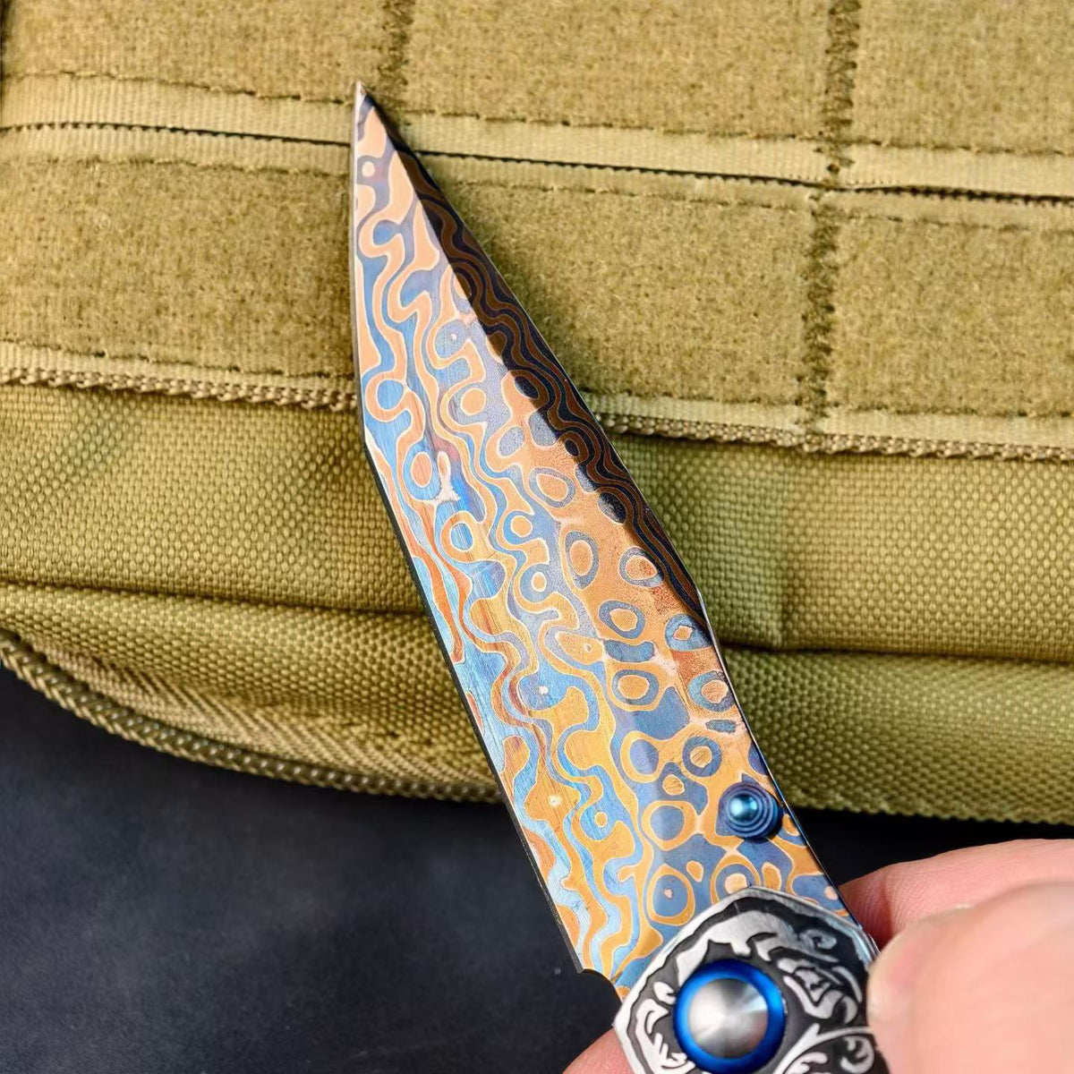 Collector-Grade Damascus Steel EDC Folding Knife – Blue Sandalwood & Multicolor Copper Handle