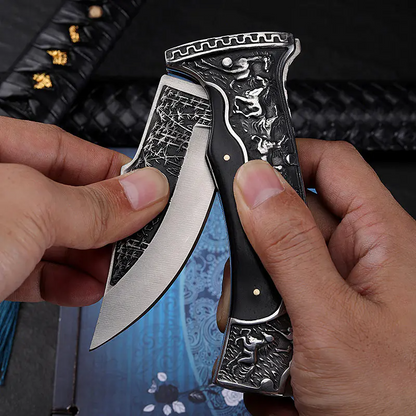 Wolf head self-defense sharp fruit knife