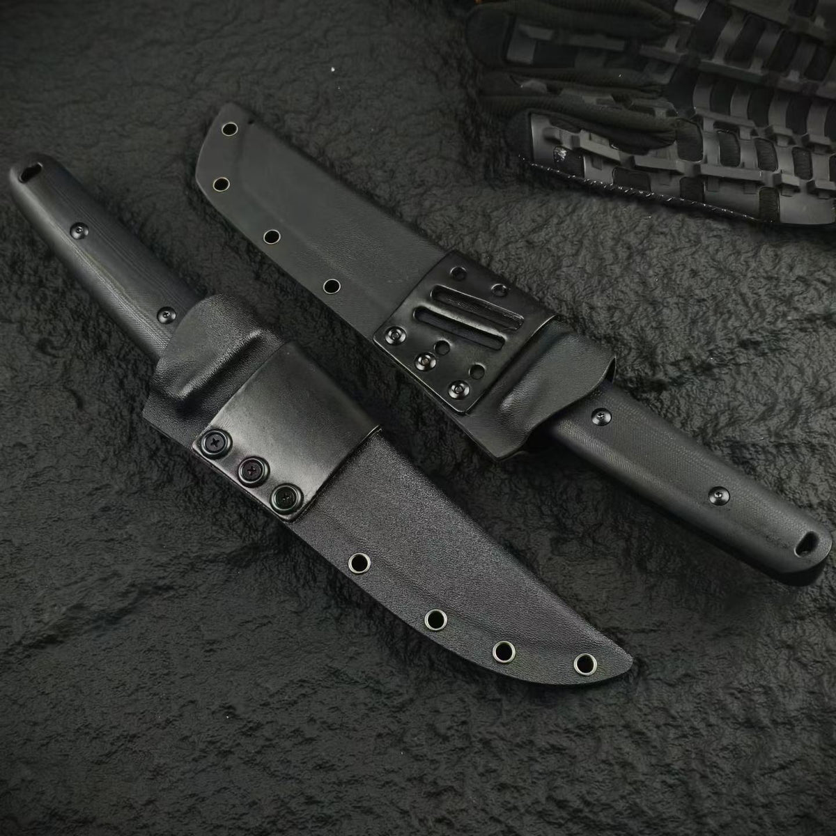 Kaishi Collector’s Edition – Japanese Tactical Kwaiken Fixed Blade Knife (Hamon Pattern)