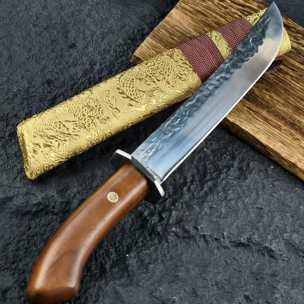 Dragon Brocade Gold-Accented Short Katana – Hand-Forged Outdoor Wakizashi Sword