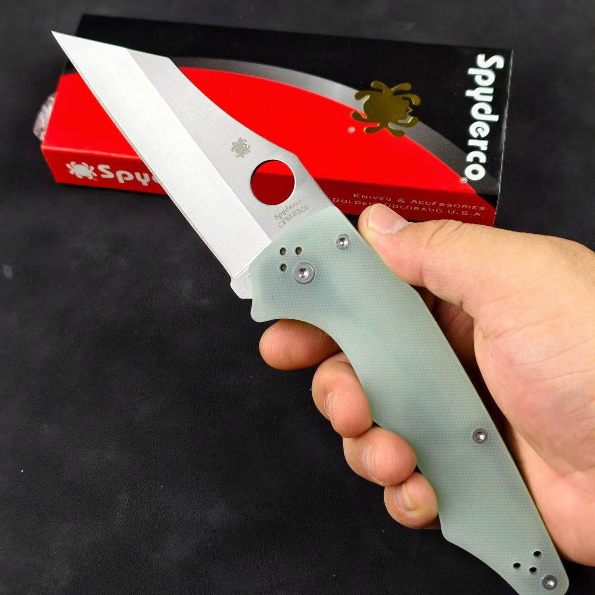Spyderco YoJumbo C253 – Heavy-Duty Tactical EDC Folding Knife