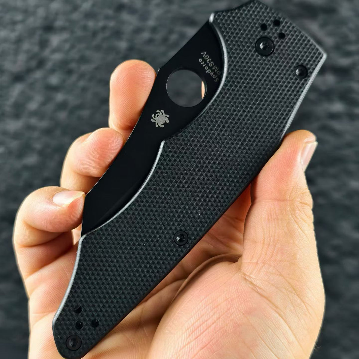 Spyderco YoJumbo C253 – Heavy-Duty Tactical EDC Folding Knife
