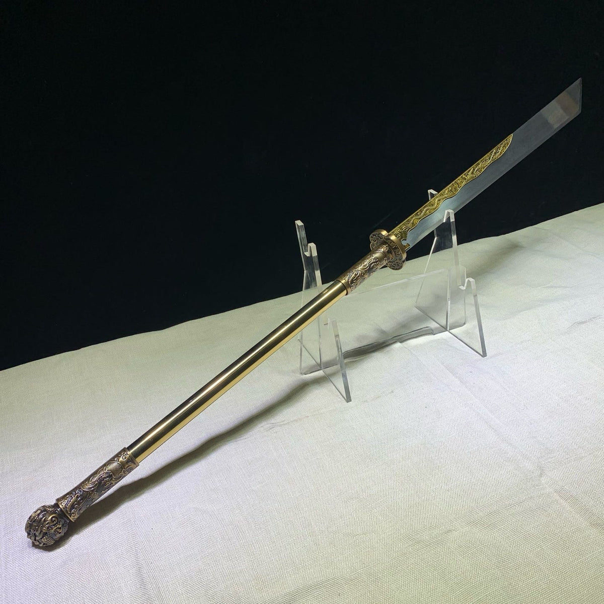 Golden Armor Integrated Mo Dao (Tang Dynasty Long-Handle Weapon)